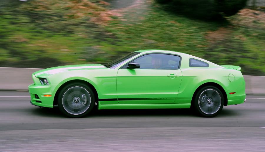  Ford Mustang V6 2012 года  (фото 52 из 133)
